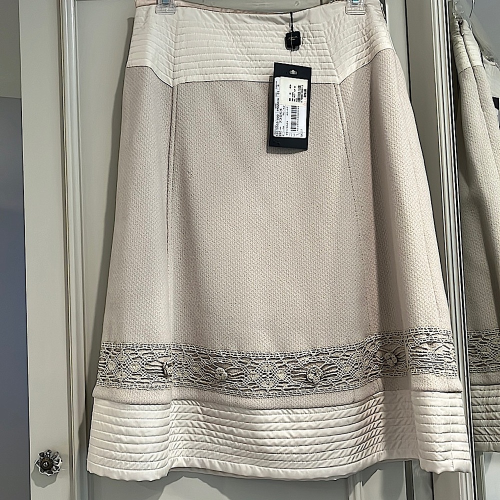 NWT MAX MARA SKIRT sz 8 Gorgeous wk-date nite.100% wool stunning crochet& stitch